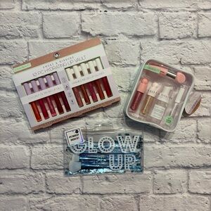 NIB Smoke & Mirrors hydrating lip vault + makeup kit + 4 piece makeup brush set